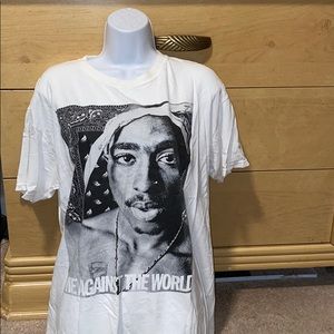 White Graphic T shirt